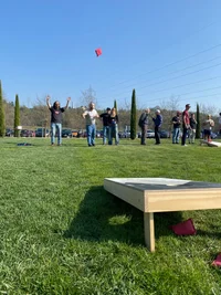 Cornhole e giochi per adulti